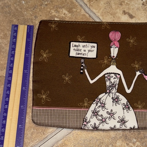 DOLLY MAMA Cosmetic Case Nylon Zipper Pouch Laugh Until You Tinkle In Your - Picture 4 of 8